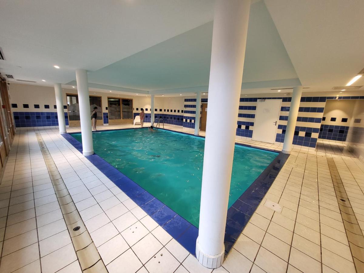 Appartement Dans Chalet Avec Piscine Couverte Saint-Gervais-les-Bains Exterior photo